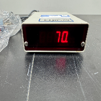DigiVac Model 200 digital thermocouple vacuum gauge image 2